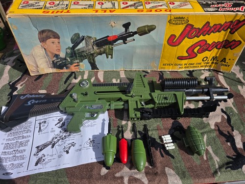 Johnny seven oma 1964 toy - johnny, gun