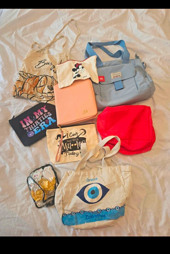 Bundle womens bags 2 tote - of,