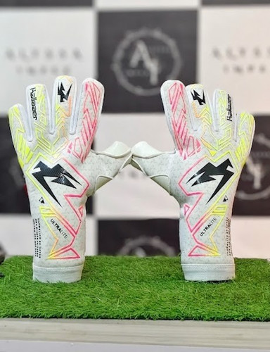 Goalkeeper gloves size 9 - ,