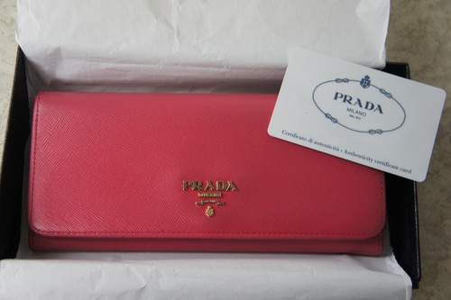 Boxed womans leather prada - womans,