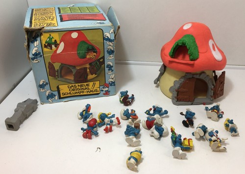 Smurfs mushroom house - mushroom,