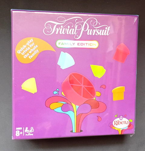 Trivial pursuit family - trivial,