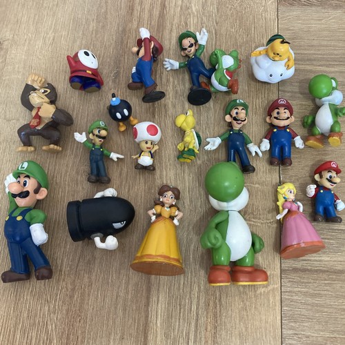 Super mario figure bundle - mario,