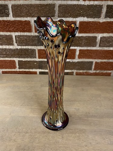 Vintage fenton april - fenton,