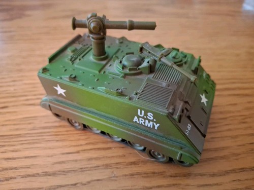 Ertl army m113 apc - 1:64,