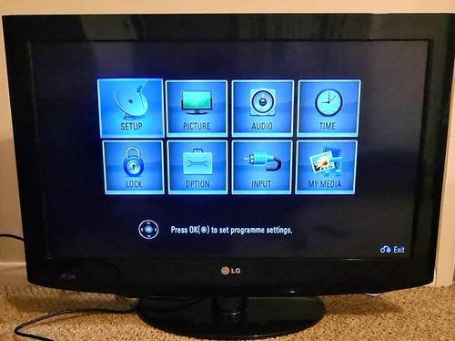 Lcd tv model 32lh200h - lg,