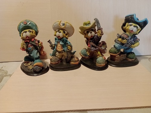 Pirate resin dog figures - dog,