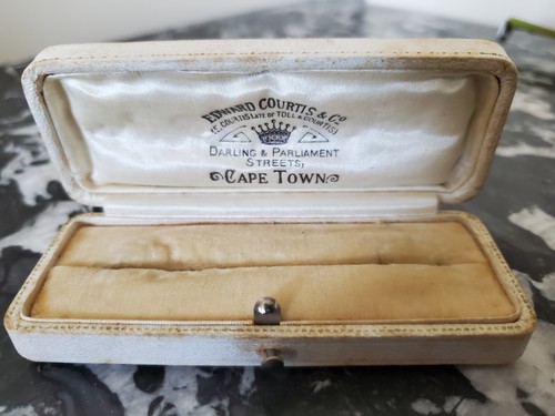 Antique vintage jewellery - vintage,