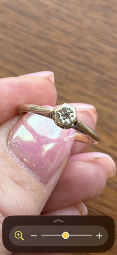 Vintage 9ct yellow gold - yellow, round
