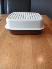 Vintage Tupperware Brown Cream