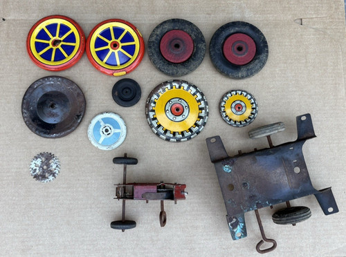 Vintage tin toy - truck, tractor