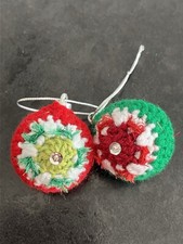 NEW 2 hand crochet Christmas  Baubles Decoration ornaments sequin Tinsel gift