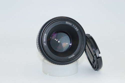 Nikon nikkor 50mm 1 8 - nikon,