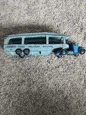 Dinky Toys Bedford Pullman Car