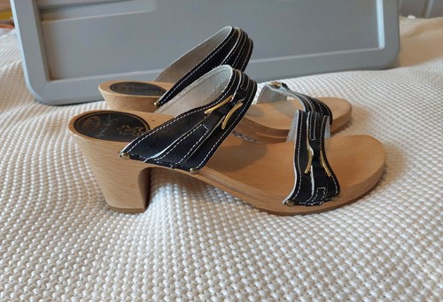 Vintage wooden leather scholl - wooden,