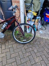 Excellent Condition Pendleton Ladies Pushbike With Saddle Bag