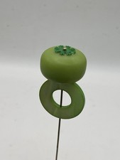 PRETTY VINTAGE HAT PIN  (A821)