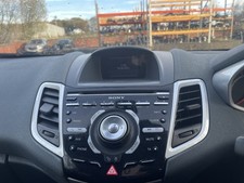 2011 FORD FIESTA - CD PLAYER STEREO HEADUNIT + DISPLAY SCREEN