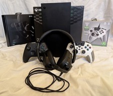 X BOX SERIES X WITH 2