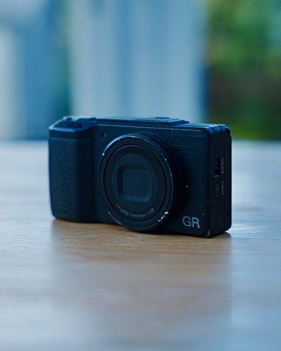 Ricoh compact camera - ricoh, ii