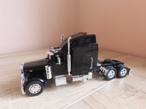 Boley peterbilt 379 lorry - 379, cab
