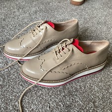 Gorgeous Zara Ladies Beige