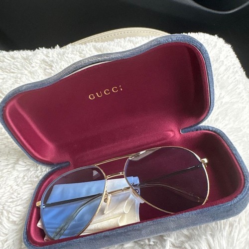 Gucci gold sunglasses with - sunglasses,
