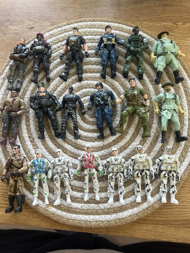 Soldier army action figures - soldier/army,