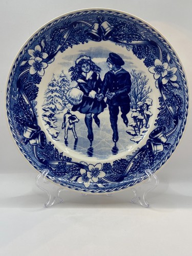 Wedgwood blue white a - blue,
