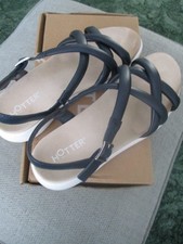 HOTTER NAVY 'SEEK' SANDALS