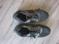 Ladies size 8 Tu lightweight