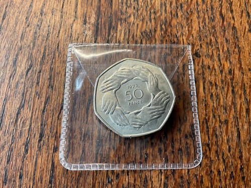 50p ring hands eec fifty - ring,