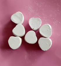 60 Calcium Love Hearts, Blocks