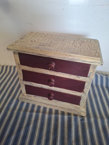 Bastfield wooden jewellery - jewellery, box