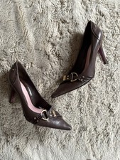 Vintage Faith Brown Pointed