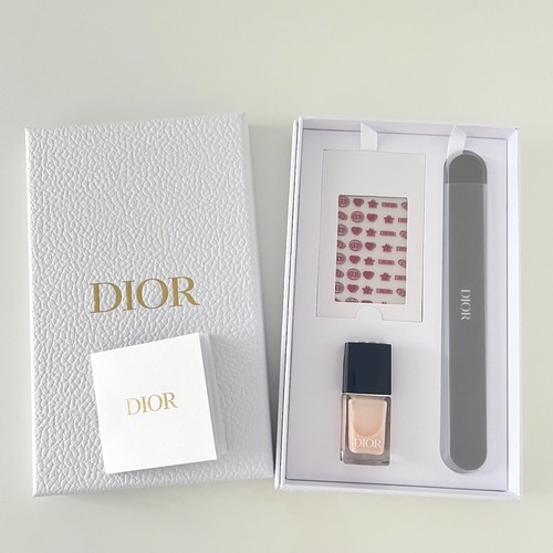 Christian dior manicure - dior,