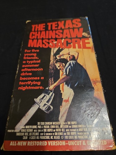 1974 texas chainsaw massacre - chainsaw,
