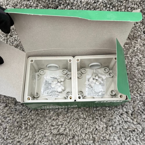 Clipsal 56e1 mounting - clipsal,