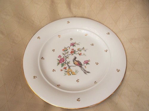 Elegant gilded bone china - gilded, 10"
