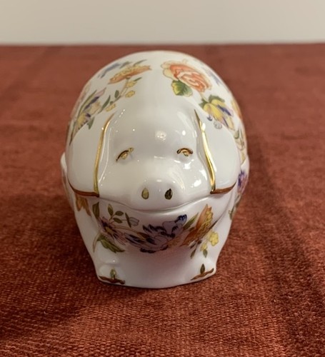Aynsley cottage garden pig - cottage,