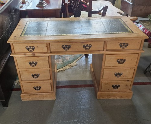 Vintage pine pedestal desk - pine,
