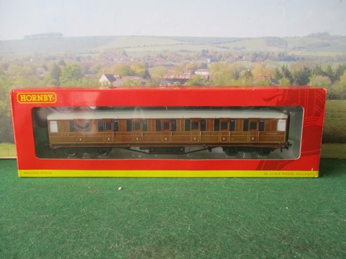 Hornby 61ft6in corridor - hornby, 1st