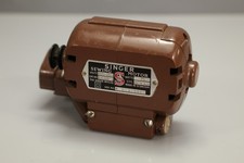 Vintage Brown Singer Sewing