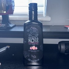 Empty TEQUILA ROSE Strawberry