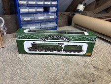 Hornby OO R3736 Class A1 4-6-2