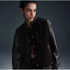 NWT Women's Nike Destroyer