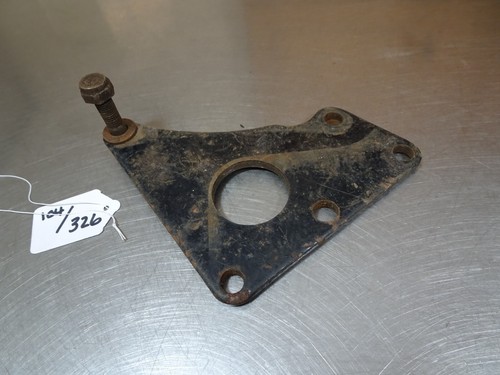 Triumph t140 engine - engine, bracket