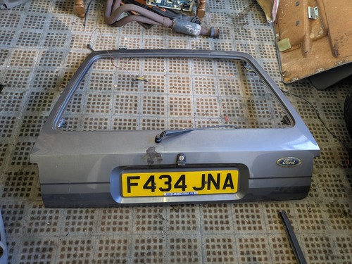 Mk2 fiesta xr2 tailgate - fiesta,