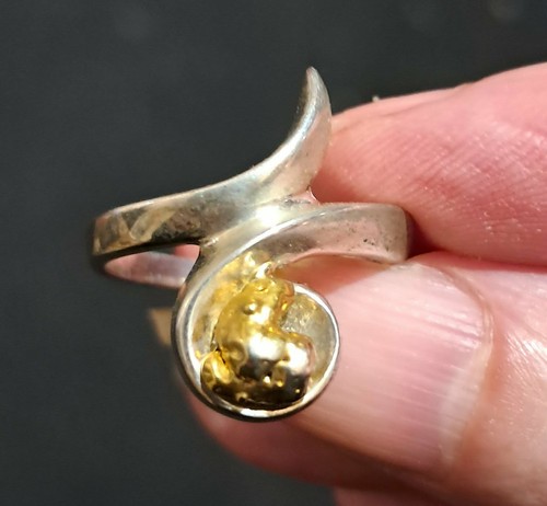Natural alaskan gold nugget - gold,