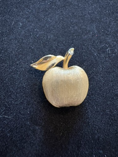 Signed trifari apple brooch - trifari,
